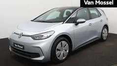 Gebruikt 2025 VW ID.3 Pure Hatchback | € 32.900 (Eerlijke prijs)