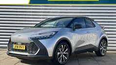 Gebruikt 2025 Toyota C-HR Business Edition SUV | € 36.435 (Eerlijke prijs)