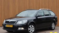Zwart Gebruikt 2012 Skoda Octavia Elegance Stationwagen | € 2.940 (Super prijs)