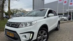 Gebruikt 2017 Suzuki Vitara Exclusive SUV | € 15.995 (Eerlijke prijs)
