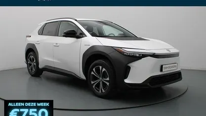 Gebruikt 2024 Toyota bZ4X SUV | € 34.990 (Eerlijke prijs)
