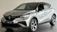 Grijs, metallic lak Gebruikt 2023 Renault Captur R.S. SUV | € 27.695 (Eerlijke prijs)