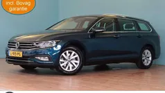 Blauw Gebruikt 2021 VW Passat Business Stationwagen | € 24.899 (Goede deal)