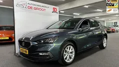 Grijs Gebruikt 2020 Seat Leon Style Hatchback | € 17.950 (Eerlijke prijs)