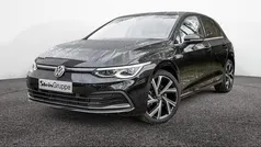 Gebruikt 2022 VW Golf VIII Style Sedan | € 41.608 (Eerlijke prijs)