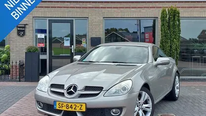 Grijs Occasion 2009 Mercedes SLK200 Cabriolet | € 12.450 (Eerlijke prijs)