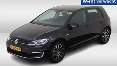 Zwart Gebruikt 2020 VW e-Golf Hatchback | € 15.450 (Eerlijke prijs)