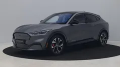 Gebruikt 2022 Ford Mustang Mach-E Premium SUV | € 33.500 (Eerlijke prijs)