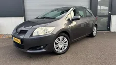 Gebruikt 2007 Toyota Auris Sol Hatchback | € 2.499 (Eerlijke prijs)