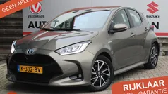 Groen Gebruikt 2020 Toyota Yaris Hybrid Hatchback | € 19.450 (Eerlijke prijs)