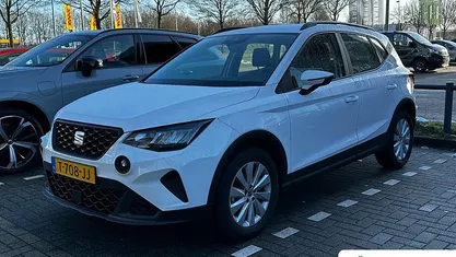 Wit Occasion 2023 Seat Arona Style SUV | € 18.895 (Eerlijke prijs)