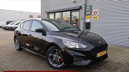 Gebruikt 2020 Ford Focus Business Edition Hatchback | € 16.250 (Eerlijke prijs)