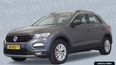 Grijs Gebruikt 2019 VW T-Roc Style SUV | € 14.950 (Eerlijke prijs)