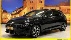 Gebruikt 2022 VW Golf VIII R-line Stationwagen | € 30.950 (Goede deal)