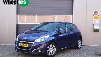 Blauw Gebruikt 2017 Peugeot 208 Hatchback | € 5.995 (Eerlijke prijs)