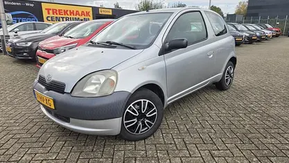 Gebruikt 2002 Toyota Yaris Hatchback | € 1.450 (Eerlijke prijs)