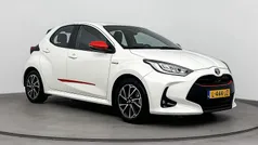 Wit Gebruikt 2021 Toyota Yaris Hybrid Hatchback | € 21.999 (Eerlijke prijs)