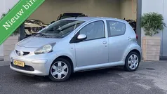 Grijs Gebruikt 2008 Toyota Aygo Hatchback | € 1.650 (Eerlijke prijs)
