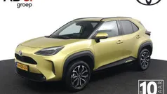 Geel Gebruikt 2022 Toyota Yaris Cross SUV | € 25.950 (Goede deal)