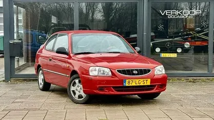 Occasion Hyundai Accent 90 PK (66 kW) 2003 Rood Hatchback