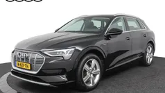 Zwart Gebruikt 2021 Audi e-tron Basis SUV | € 32.995 (Super prijs)