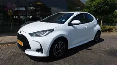 Wit Gebruikt 2024 Toyota Yaris Hatchback | € 23.500 (Eerlijke prijs)