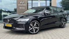 Zwart Gebruikt 2024 Volvo V60 Plus Stationwagen | € 46.900 (Eerlijke prijs)