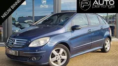 Blauw Gebruikt 2006 Mercedes B200 MPV | € 3.245 (Eerlijke prijs)