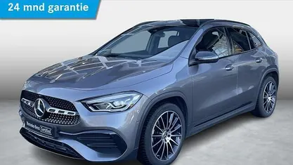Grijs Occasion 2020 Mercedes GLA200 Business SUV | € 36.950 (Eerlijke prijs)