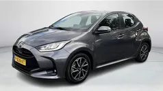 Gebruikt 2022 Toyota Yaris Hybrid Hatchback | € 20.950 (Eerlijke prijs)