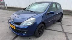 Gebruikt 2005 Renault Clio II Authentique Hatchback | € 1.399 (Eerlijke prijs)