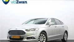 Grijs Gebruikt 2016 Ford Mondeo Trend Hatchback | € 9.750 (Super prijs)