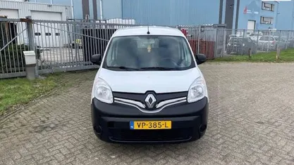Occasion 2015 Renault Kangoo Komfort Sedan | € 2.500 (Eerlijke prijs)