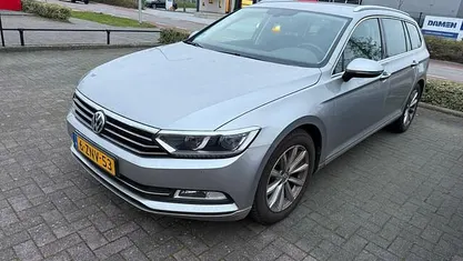Occasion 2015 VW Passat Highline Stationwagen | € 8.995 (Eerlijke prijs)