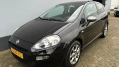 Zwart, metallic lak Gebruikt 2015 Fiat Punto Evo Young Hatchback | € 5.450 (Goede deal)