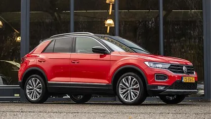 Rood Gebruikt 2019 VW T-Roc Sport SUV | € 21.950 (Eerlijke prijs)