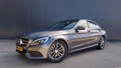 Grijs, metallic lak Gebruikt 2017 Mercedes C180 Prestige Sedan | € 22.445 (Goede deal)