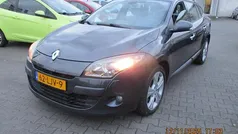 Grijs (metallic) Gebruikt 2010 Renault Mégane GrandTour Dynamique Stationwagen | € 4.499 (Eerlijke prijs)