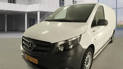 Occasion 2022 Mercedes Vito Van | € 13.499 (Goede deal)