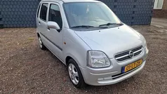 Grijs Gebruikt 2003 Opel Agila Hatchback | € 1.499 (Eerlijke prijs)