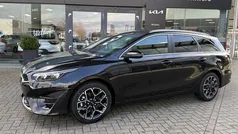 Zwart Nieuw 2025 Kia Ceed Sportswagon GT-Line Stationwagen | € 40.857 (Eerlijke prijs)