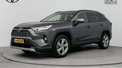 Grijs Gebruikt 2021 Toyota RAV4 Hybrid Style SUV | € 32.945 (Eerlijke prijs)