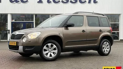 Bruin Occasion 2013 Skoda Yeti Comfort SUV | € 7.445 (Eerlijke prijs)