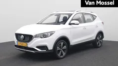 Wit Gebruikt 2020 MG ZS Luxury Sedan | € 14.995 (Eerlijke prijs)