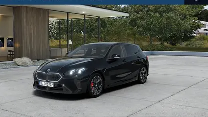 Zwart Nieuw 2025 BMW 120 Executive Hatchback | € 54.166 (Eerlijke prijs)