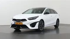 Gebruikt 2024 Kia Ceed GT-Line Hatchback | € 26.935 (Eerlijke prijs)
