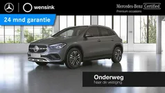 Grijs, metallic lak Gebruikt 2023 Mercedes GLA250 Luxury SUV | € 45.850 (Eerlijke prijs)
