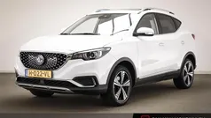 Wit Gebruikt 2020 MG ZS Luxury SUV | € 14.695 (Eerlijke prijs)
