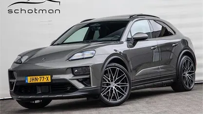 Occasion 2025 Porsche Macan Turbo SUV | € 122.500 (Eerlijke prijs)