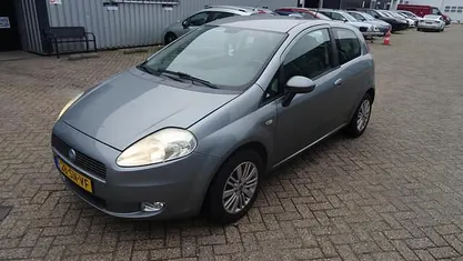 Occasion 2006 Fiat Grande Punto Hatchback | € 995 (Eerlijke prijs)
